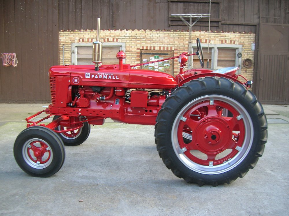 Restauration Traktor Farmall H